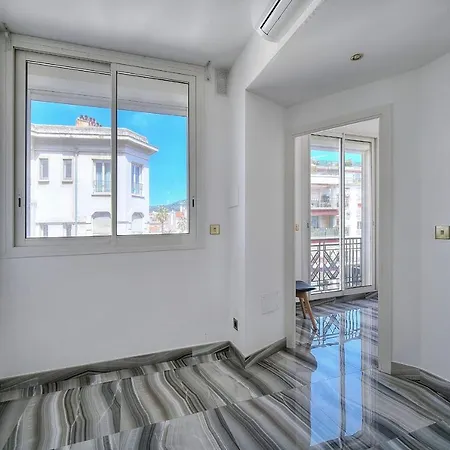 Ref 1757 - Back Croisette - Sea View For Rent Apartment Cannes
